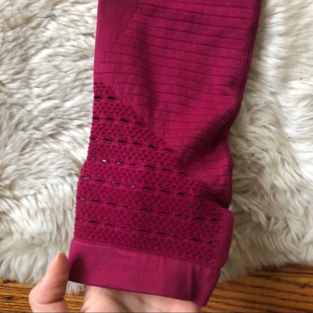 Gymshark Raspberry Beet Seamless Energy Leggings - Picture 2 of 11